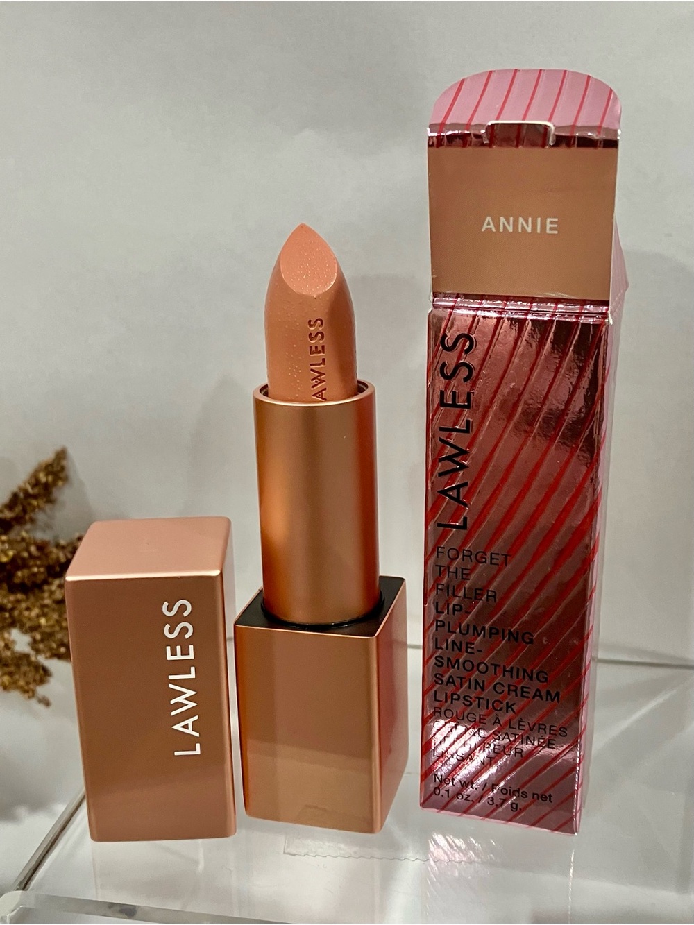 Lawless Flawless Satin Cream Lipstick - Shade- Annie